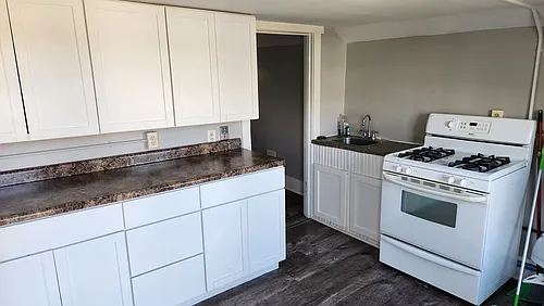 1206 Logan St Photo 1