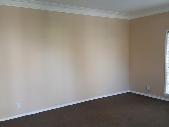 5th image of 9957 Robbins Dr