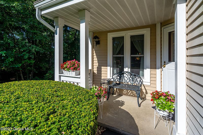 2nd image of 89 Stoney Creek Drive