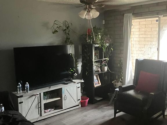 5th image of 4214 W Lewis Ave