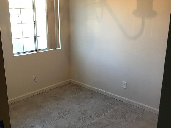 4th image of 1646 Orchid Ln APT C
