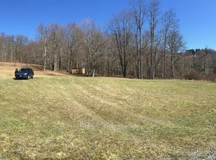 Laurel Ct, Morgantown, WV 26508