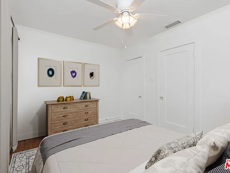1293 S Sycamore Ave — Photo 12