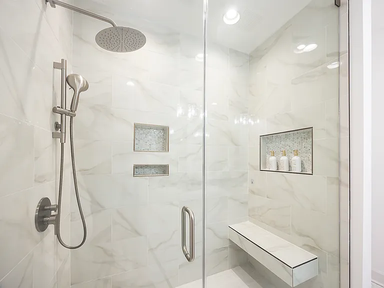 201 Windward Point Dr #201 — Photo 8