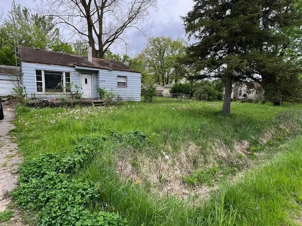 3179 W Hobson Ave, Flint, MI 48504