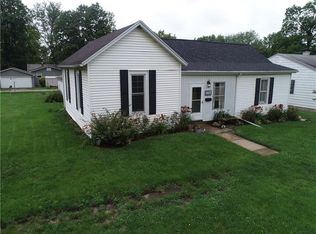 912 W South 1st St, Shelbyville, IL 62565