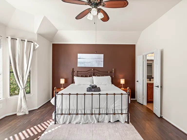 201 Barkley Dr — Photo 18