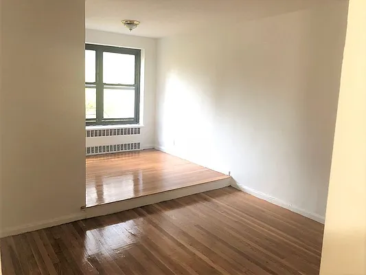 Rented by Dynamik Realty | media 22