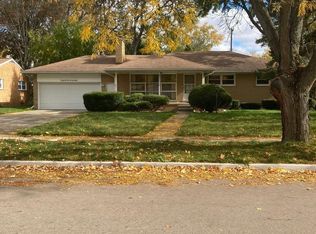 22978 Mayfield Ave, Farmington, MI 48336