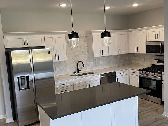 3rd image of 9126 Maisy Ln