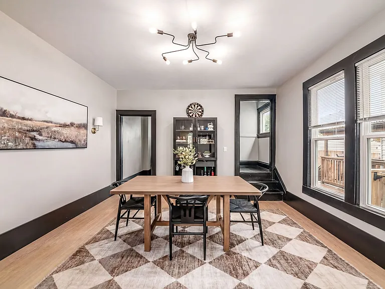 302 E Markison Ave #302 — Photo 7