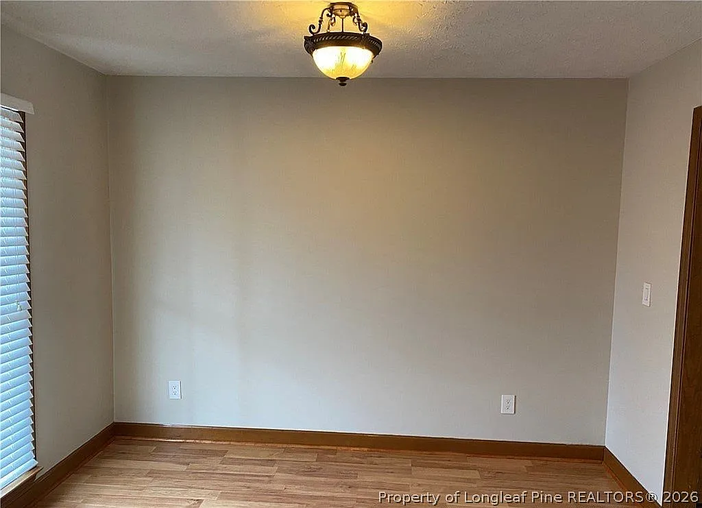 3 bed, 2.0 bath, 1150 sqft, $1,600 — Photo 4