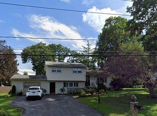 134 Bennett Rd, Camillus, NY 13031