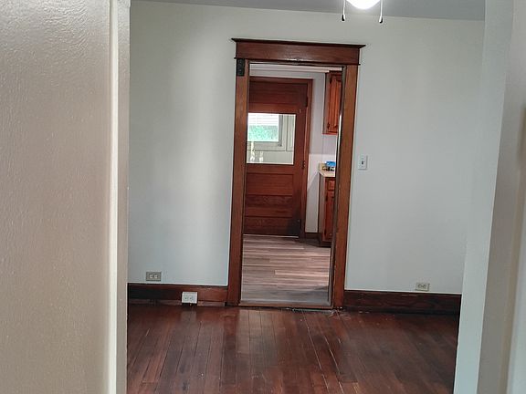 5th image of 28 Wilson St Floor 1