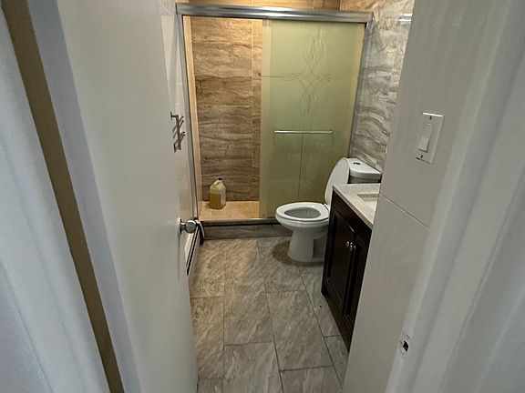 3rd image of 680 Port Richmond Ave Floor 2