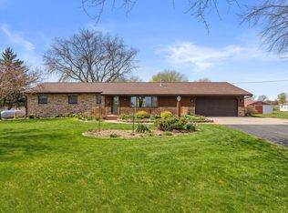 1110 S Allen Rd, Green Bay, WI 54311