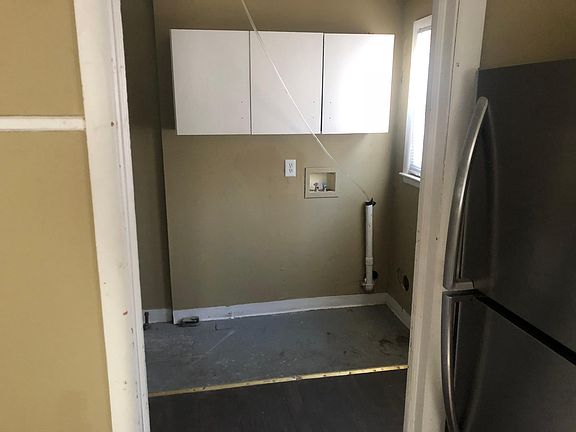 4th image of 1222 N Union St