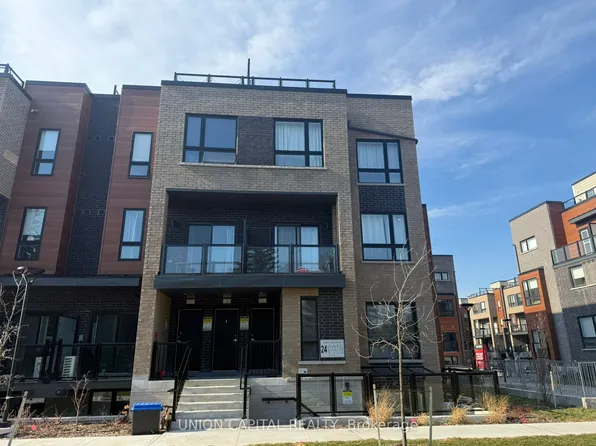 24 Lytham Green Cir, Newmarket, ON