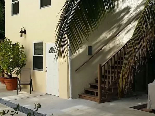 2601 Natoma St #2, Miami, FL 33133