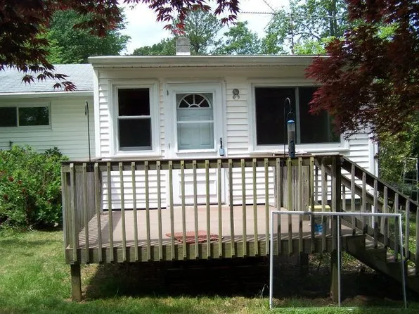 847 Gayles Rd, Urbanna, VA 23175