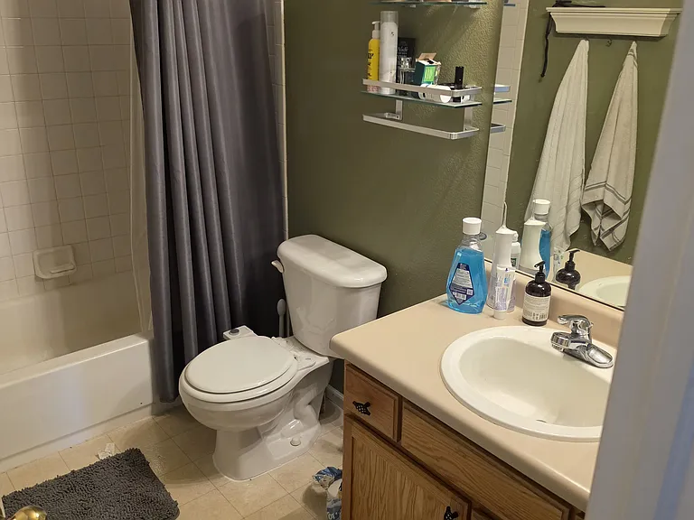 2621 Rigden Pkwy — Photo 8