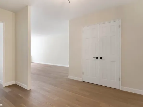 340 East 74th Street image 1 of 6
