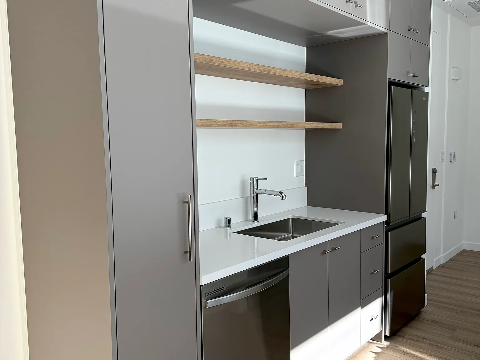 2 bed, $2,845 — Photo 4
