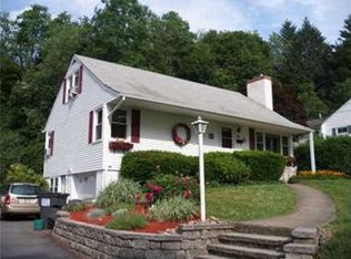 34 Overlook Dr, Warwick, NY 10990