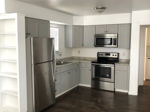 Locust Apartments, 417 E Locust St APT 7, Lodi, CA 95240