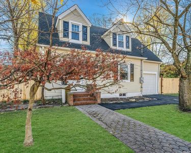 26 Benjamin Street, Bay Shore, NY, 11706