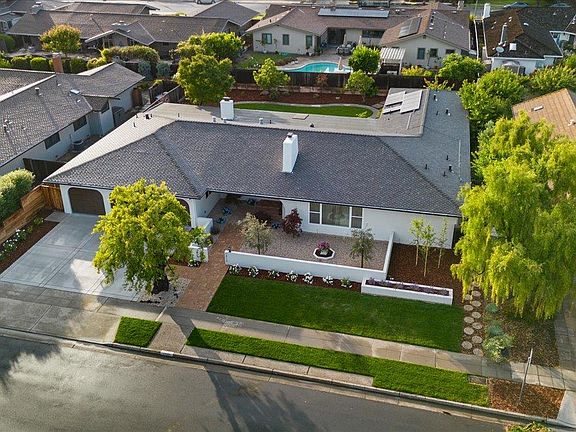 4th image of 1413 Robsheal Dr