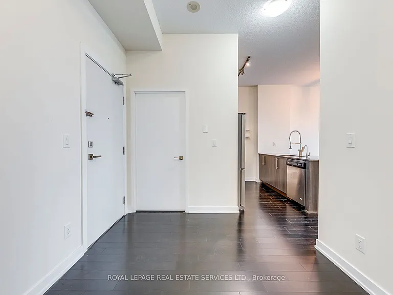 510 Curran Pl #610 — Photo 9
