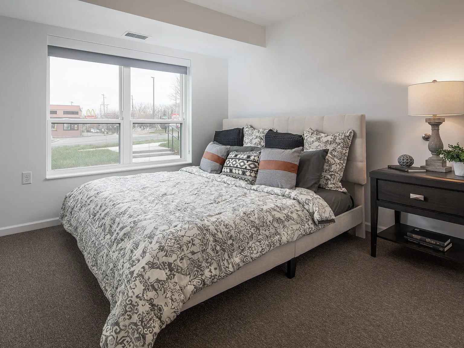 Lofts on Rose - 55+ — Photo 4