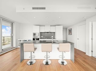 8555 Granville St #1808, Vancouver, BC