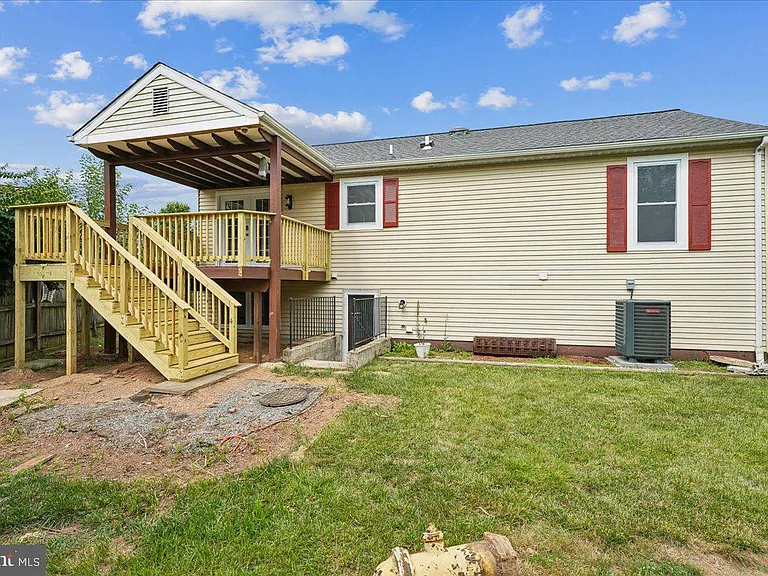 1315 Danberry Dr — Photo 29