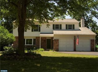202 Granite Dr, Schwenksville, PA 19473