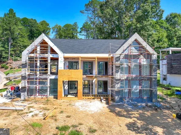 4010 Summit Dr, Marietta, GA 30068