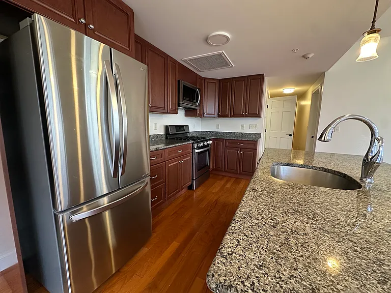 104 N Aurora St #3N — Photo 50