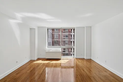 225 Schermerhorn St #21E Photo 1