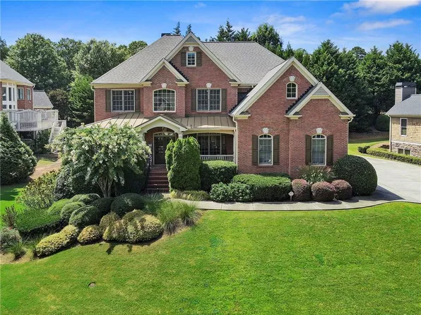 1672 Fernstone Dr NW, Acworth, GA 30101