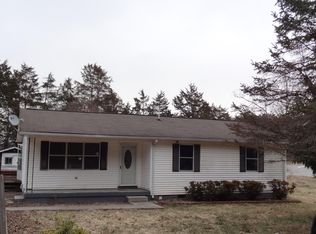 249 Sandy Cir, La Follette, TN 37766