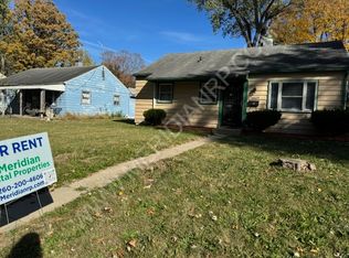 4609 Smith St, Fort Wayne, IN 46806