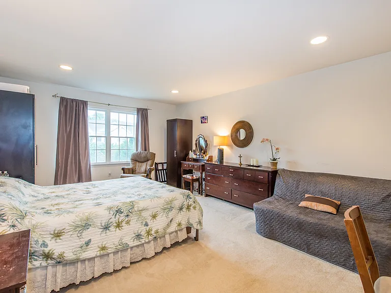 30 Emily Pl — Photo 16