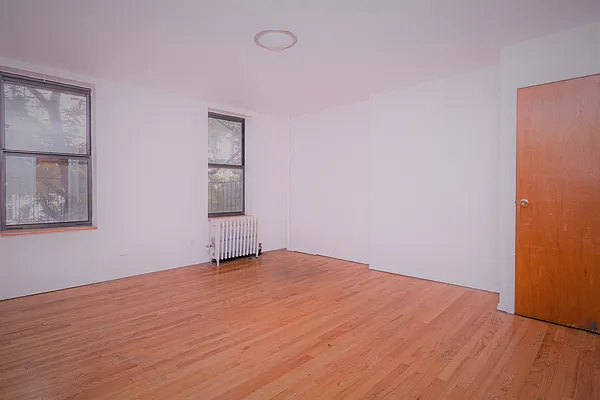 Rented by Nest Seekers International | media 13
