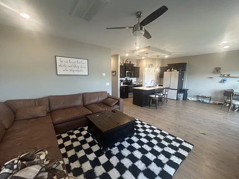 427 Mattingly Dr — Photo 8