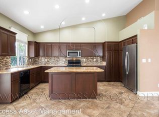 1287 Carriage Ln, Corona, CA 92878