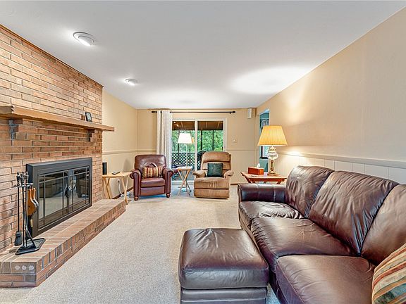 3rd image of 4116 Kellington Ct