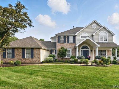 14949 Straub Hill Ln, Chesterfield, MO, 63017