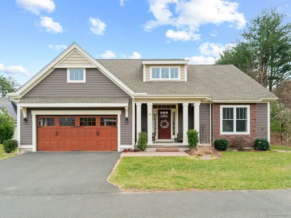 20 Copper Brook Circle #20, Granby, CT 06035