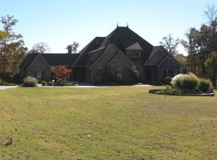 1202 Walker Estate Cir, Ada, OK 74820